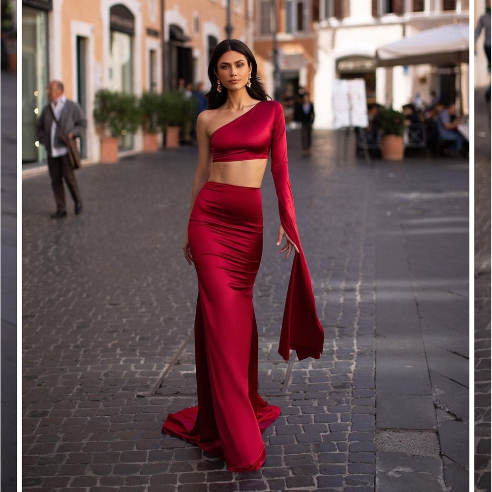 Alamour the label skirt set